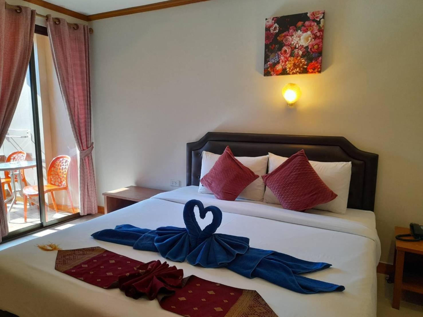 Aram Hotel Kata Beach  Eksteriør billede